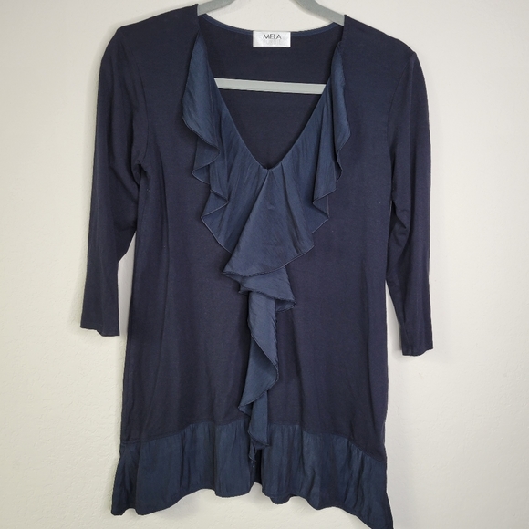 MELA PURDIE TOP/Blouse with ruffled bottom and 3/4 sleeves - Picture 3 of 7